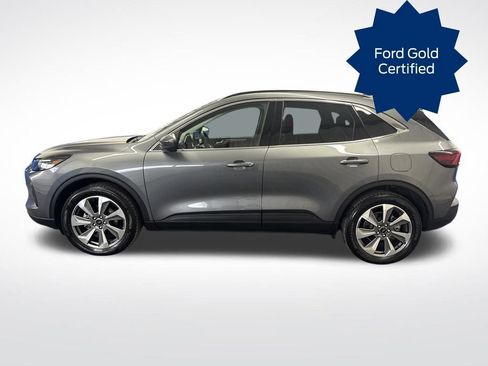 Certified 2025 Ford Escape Platinum w/ Premium Technology Package image 2