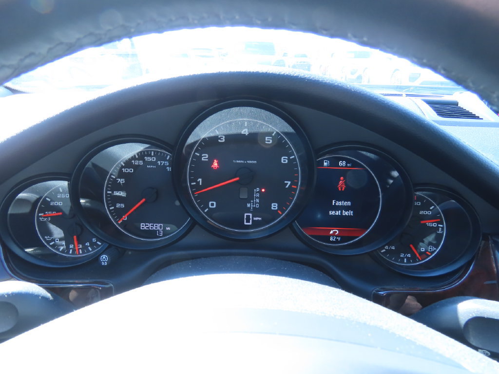 Used 2013 Porsche Panamera RWD image 19