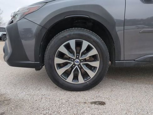 Used 2023 Subaru Outback Limited image 34