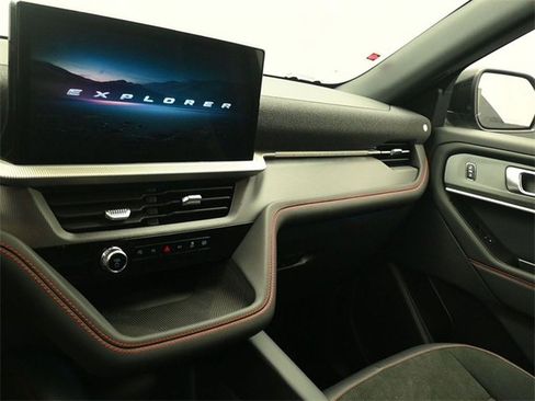 New 2026 Ford Explorer ST image 12