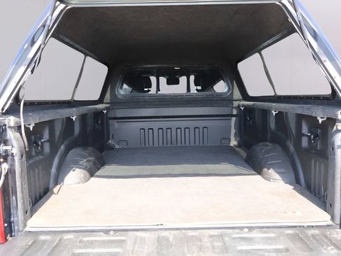 Used 2022 Ford F250 Lariat w/ Lariat Ultimate Package AWD/4WD image 19