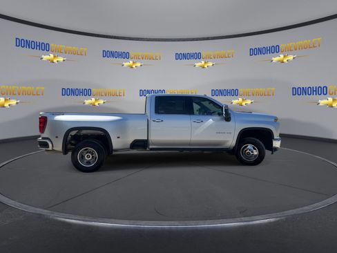 Used 2022 Chevrolet Silverado 3500 LTZ w/ LTZ Plus Package AWD/4WD image 12