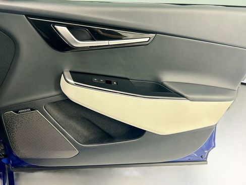 Used 2023 Kia EV6 GT-Line w/ GT-Line White Seat Package image 24