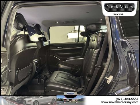 Used 2023 Jeep Grand Cherokee L Limited w/ Luxury Tech Group II AWD/4WD image 13