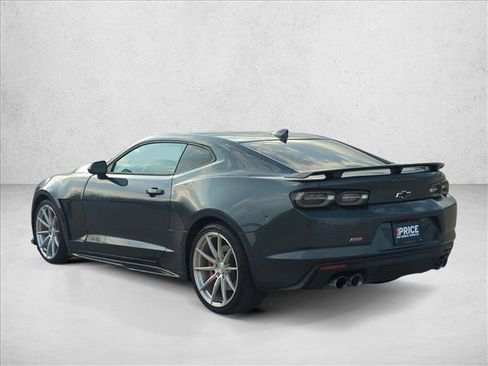 Used 2019 Chevrolet Camaro SS image 7