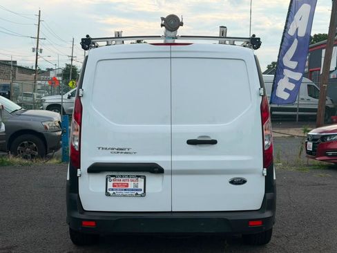 Used 2019 Ford Transit Connect XL FWD image 4