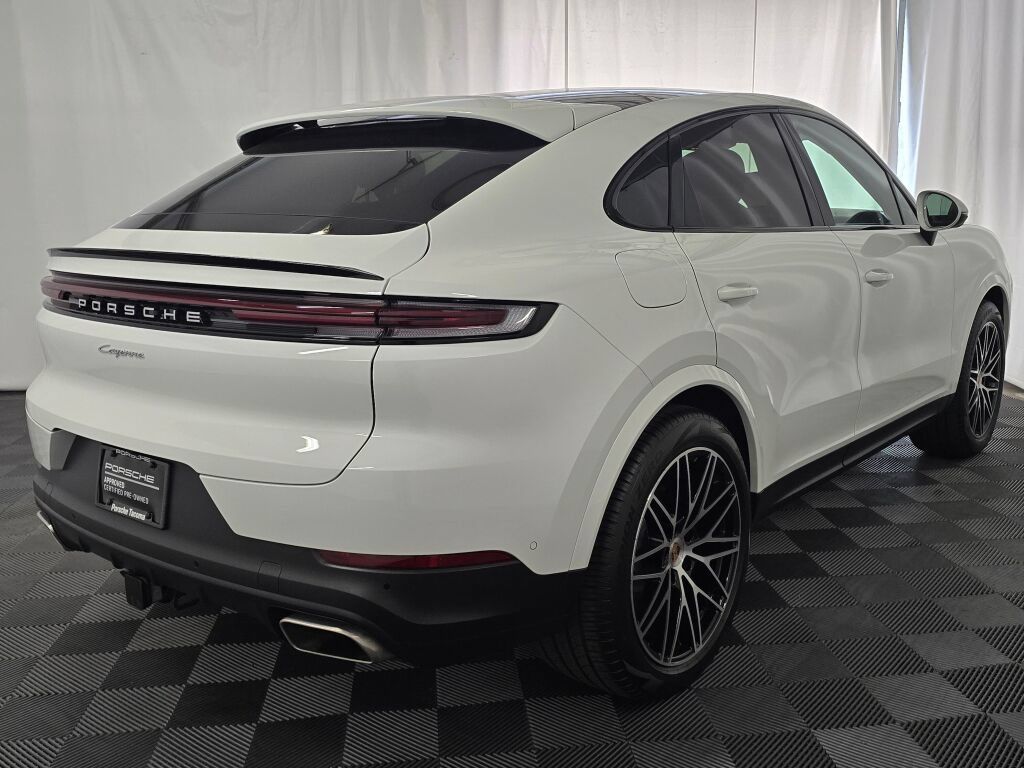 Certified 2026 Porsche Cayenne Coupe AWD/4WD image 7