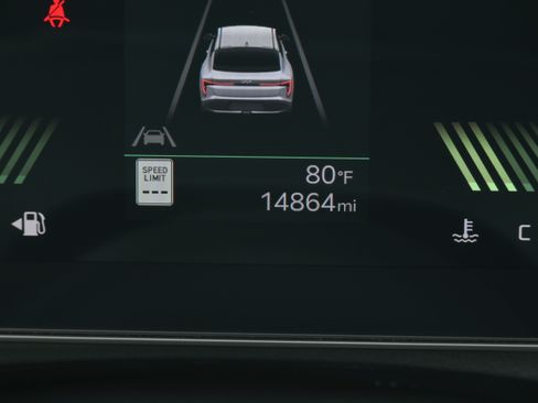 Used 2025 Kia K4 FWD image 23