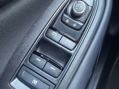 Used 2023 Subaru Outback Premium AWD/4WD image 20