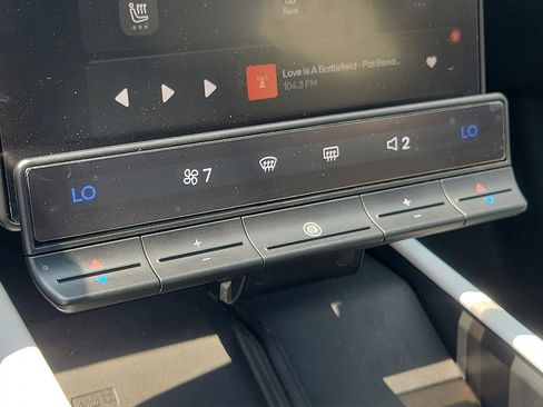 Used 2023 Fisker Ocean Extreme image 16