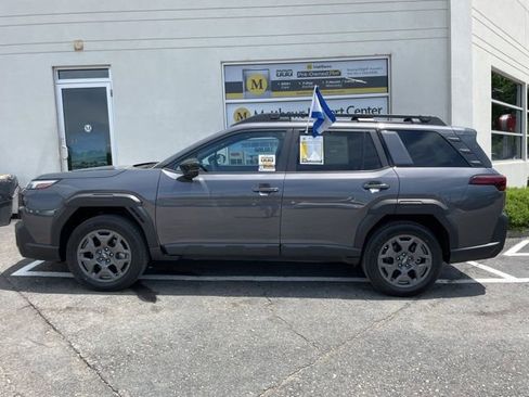 Used 2026 Subaru Outback Premium AWD/4WD image 2