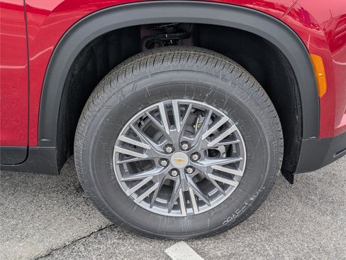 New 2026 Chevrolet Traverse LT w/ Driver Confidence Package image 5