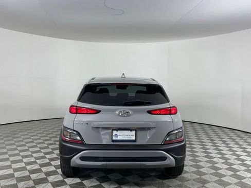 Used 2023 Hyundai Kona SE FWD image 6