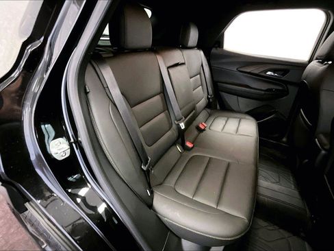 Used 2025 Chevrolet TrailBlazer ACTIV w/ Driver Confidence Package image 26