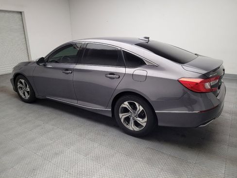 Used 2018 Honda Accord EX image 3