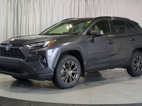 Used 2024 Toyota RAV4 XLE Premium w/ Weather Package AWD/4WD image 5