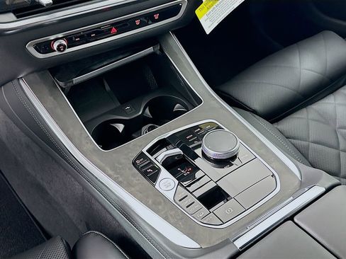 New 2026 BMW X5 xDrive40i w/ Climate Comfort Package image 15
