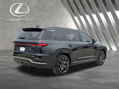 Certified 2026 Lexus TX 500h AWD w/ Technology Package image 6