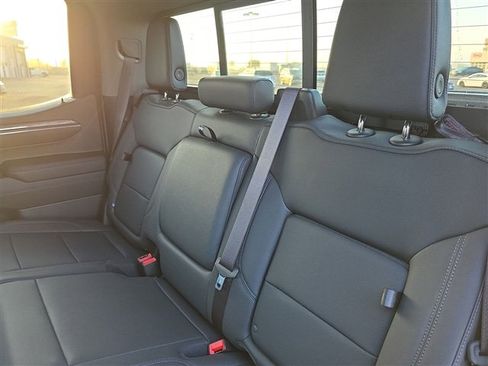 Certified 2024 Chevrolet Silverado 1500 LTZ w/ Technology Package image 23