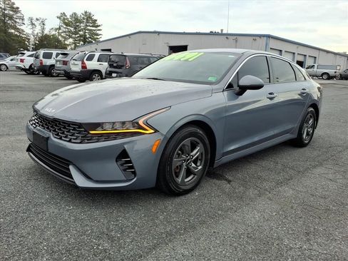 Used 2022 Kia K5 LXS image 8