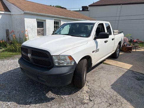 Used 2016 RAM 1500 Tradesman RWD image 2