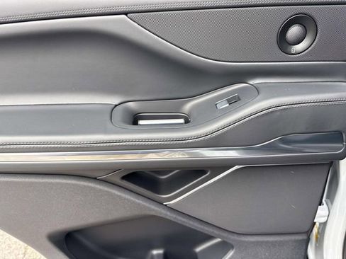 New 2026 Lincoln Navigator Premiere image 19