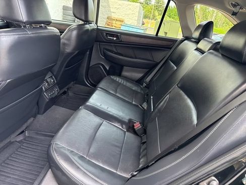 Used 2019 Subaru Outback 3.6R Limited AWD/4WD image 21