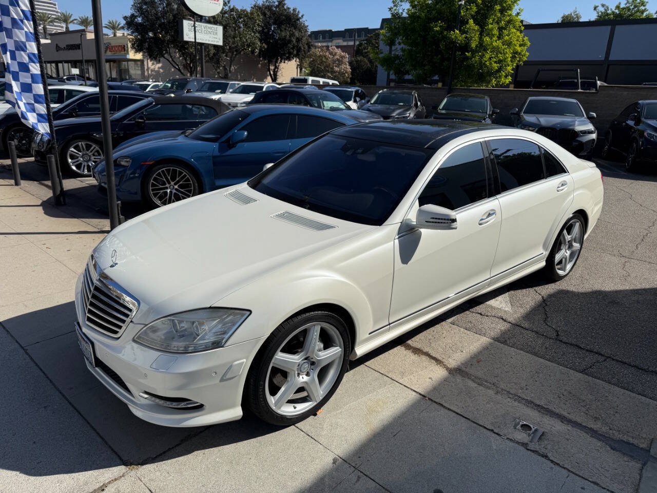 Used 2011 Mercedes-Benz S 550 image 16