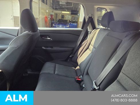 Used 2024 Nissan Rogue SV FWD image 5