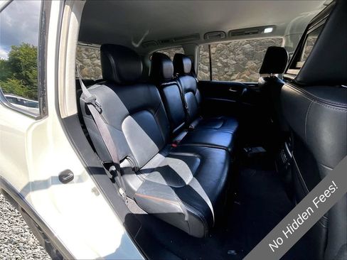 Used 2017 Nissan Armada Platinum AWD/4WD image 23