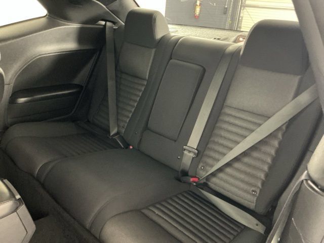 Used 2013 Dodge Challenger SXT RWD image 21