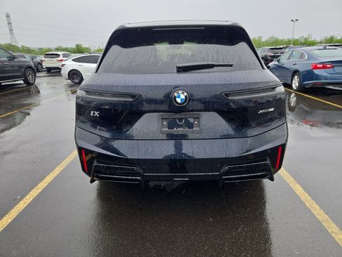 Used 2026 BMW iX xDrive60 w/ M Sport Package AWD/4WD image 4
