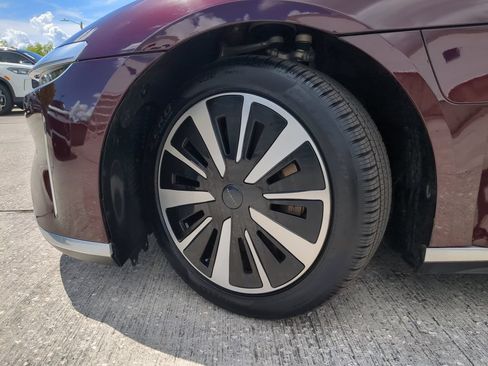 Used 2024 Lucid Air Touring AWD/4WD image 34