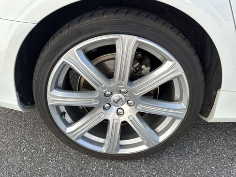 Used 2018 Volvo S90 T6 Momentum w/ Convenience Package AWD/4WD image 9