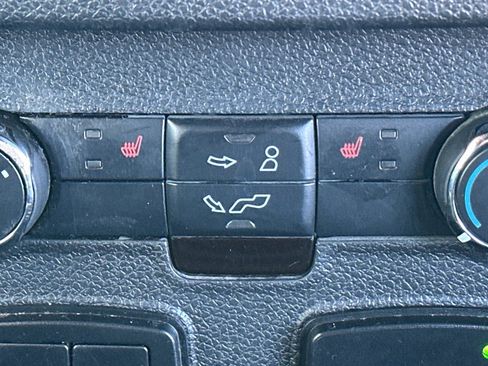 Used 2017 Ford Explorer Limited image 36