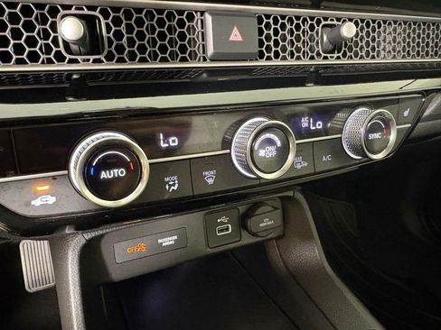 Used 2022 Honda Civic EX image 30