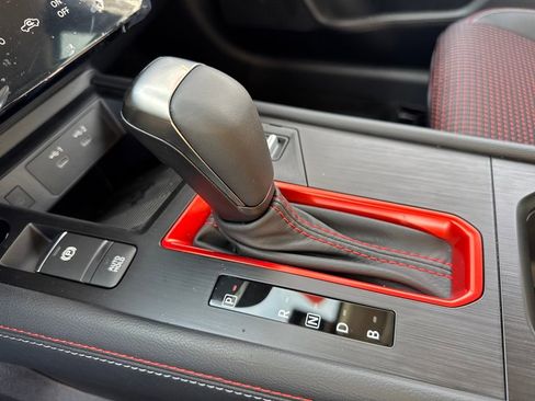 New 2026 Nissan Kicks SR w/ Illumination Package image 18