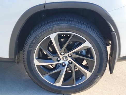 Used 2019 Lexus RX 350 AWD image 16