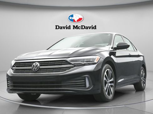Used 2024 Volkswagen Jetta Sport FWD image 30
