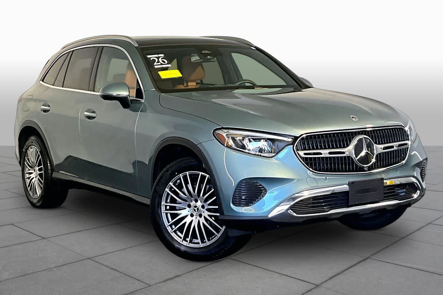 Used 2026 Mercedes-Benz GLC 300 4MATIC image 3