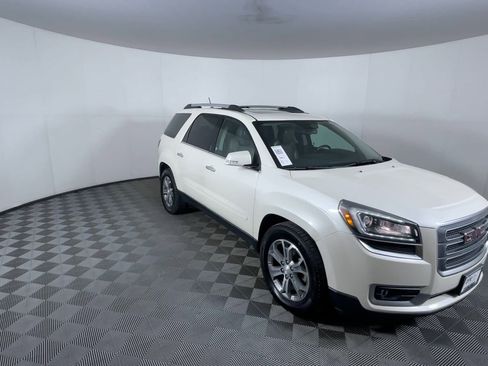Used 2014 GMC Acadia SLT image 2