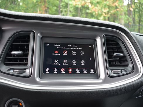 Used 2021 Dodge Challenger R/T image 9