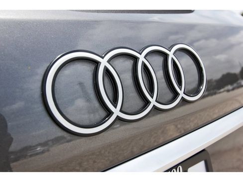 Used 2025 Audi Q7 3.0T Premium Plus AWD/4WD image 41