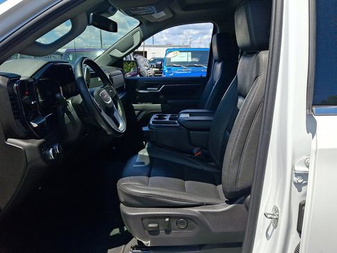 Used 2024 GMC Sierra 1500 SLT AWD/4WD image 23