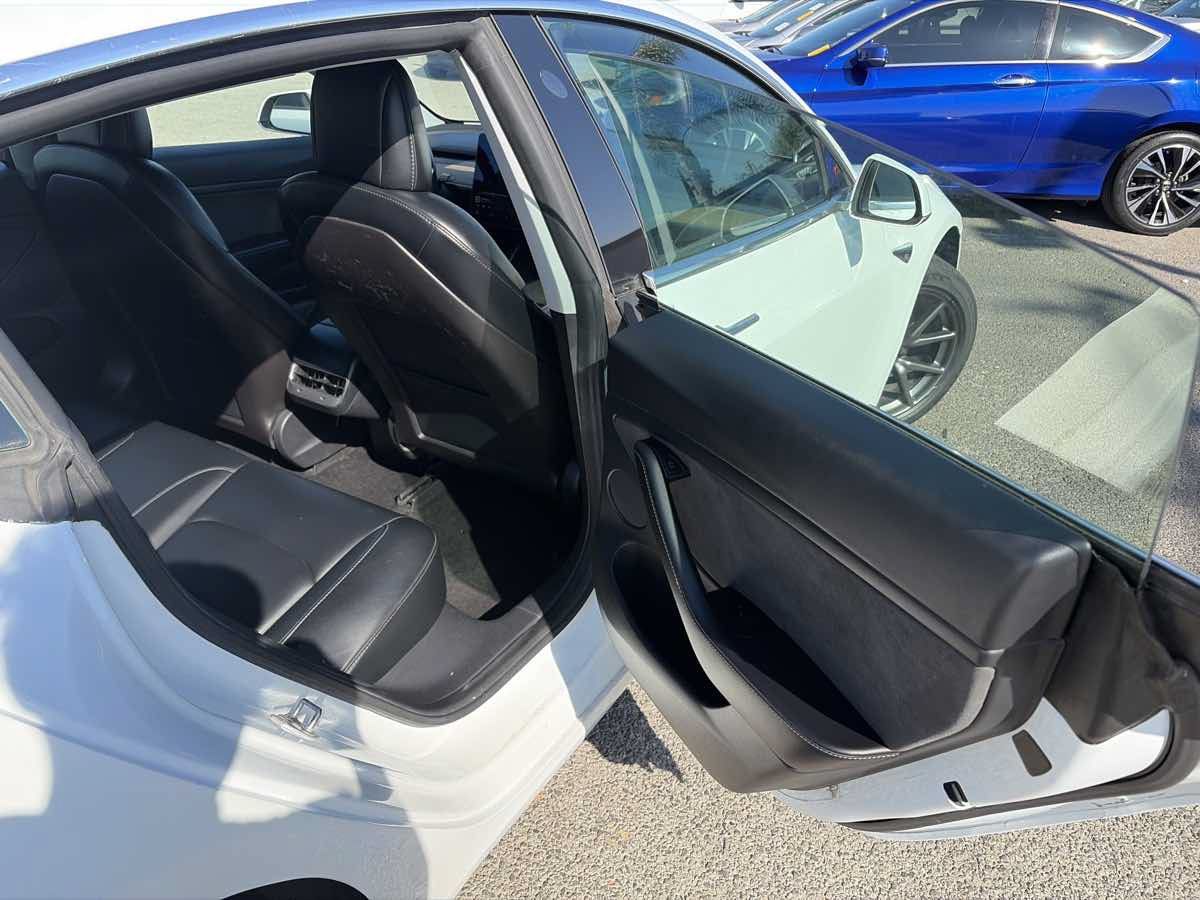 Used 2019 Tesla Model 3 Standard Range Plus RWD image 15
