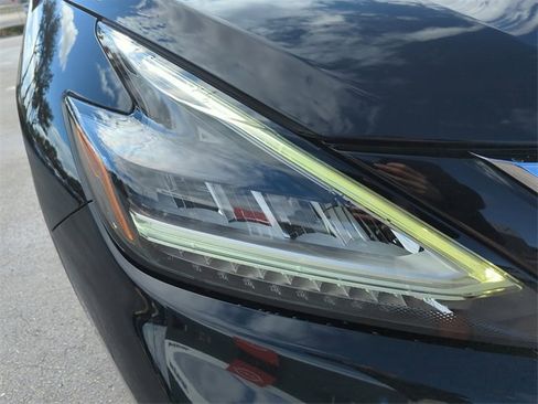 Certified 2019 Nissan Murano Platinum w/ Cargo Package image 11