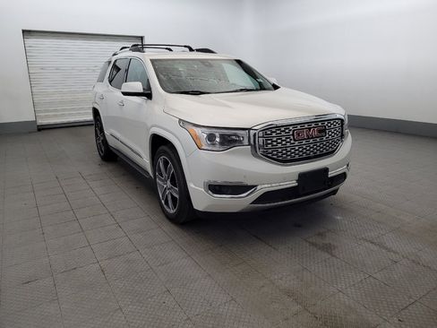 Used 2017 GMC Acadia Denali w/ Technology Package AWD/4WD image 13