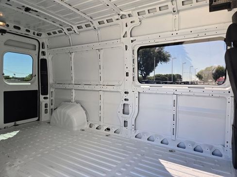 Used 2025 RAM ProMaster 2500 w/ Crew Van Package FWD image 30