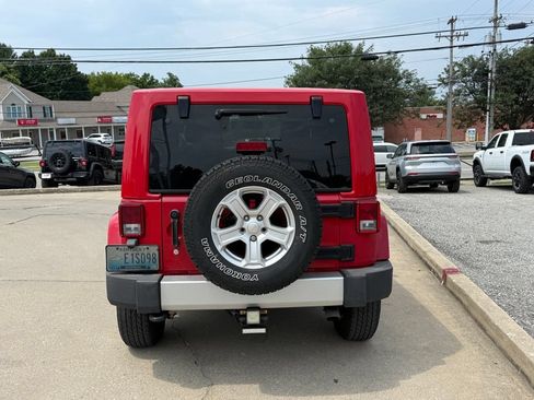 Used 2012 Jeep Wrangler Sahara w/ Connectivity Group AWD/4WD image 7