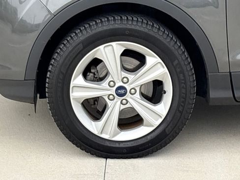 Used 2015 Ford Escape SE image 11